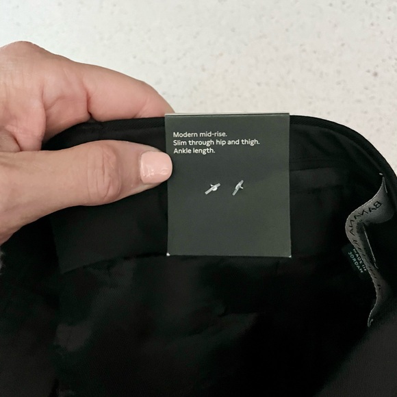 NWT BANANA REPUBLIC Black Slim Straight Ankle Pants - Picture 6 of 9